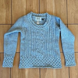 Beautiful Irish sweater with scoop neck and Celtic pattern